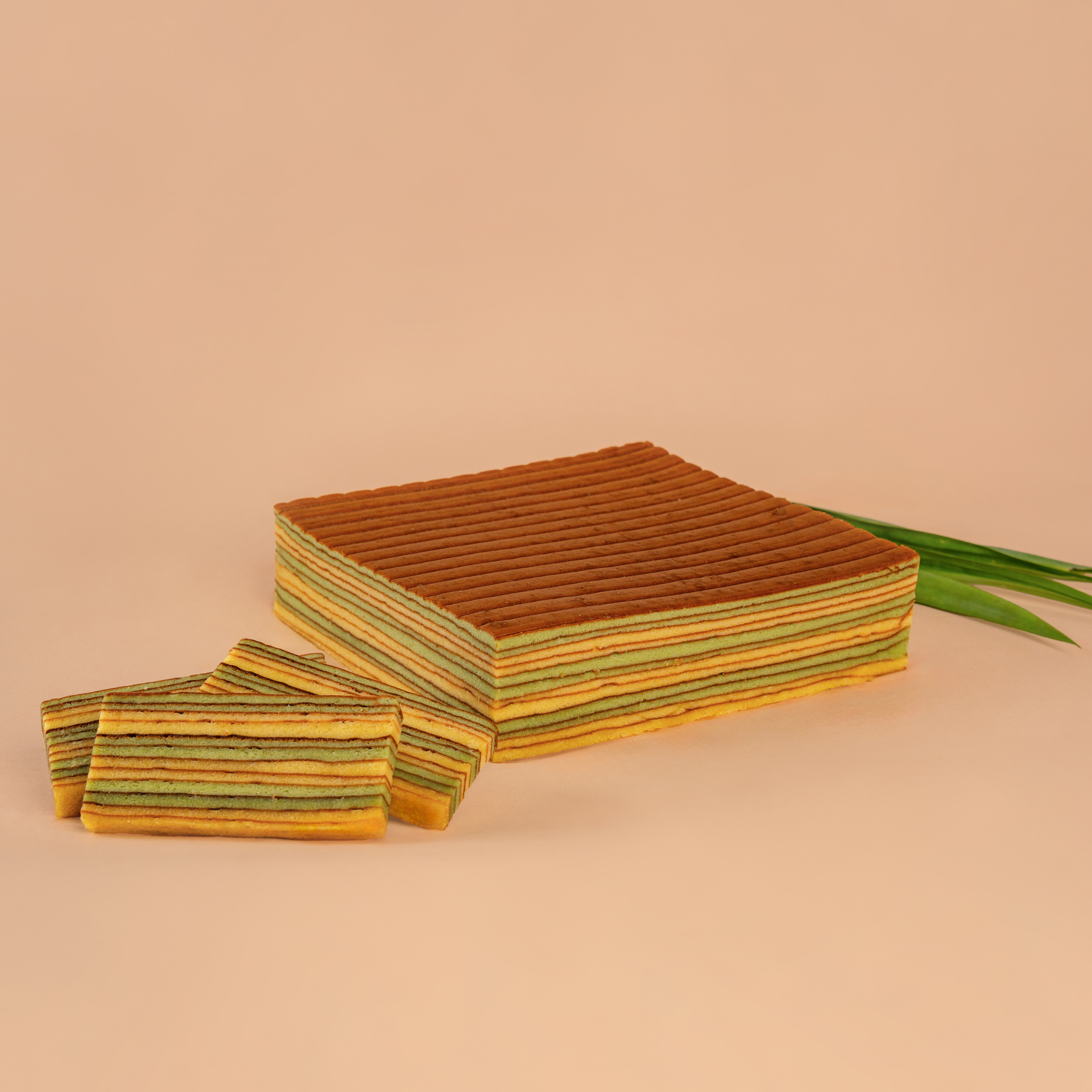 Pandan Lapis · Whole